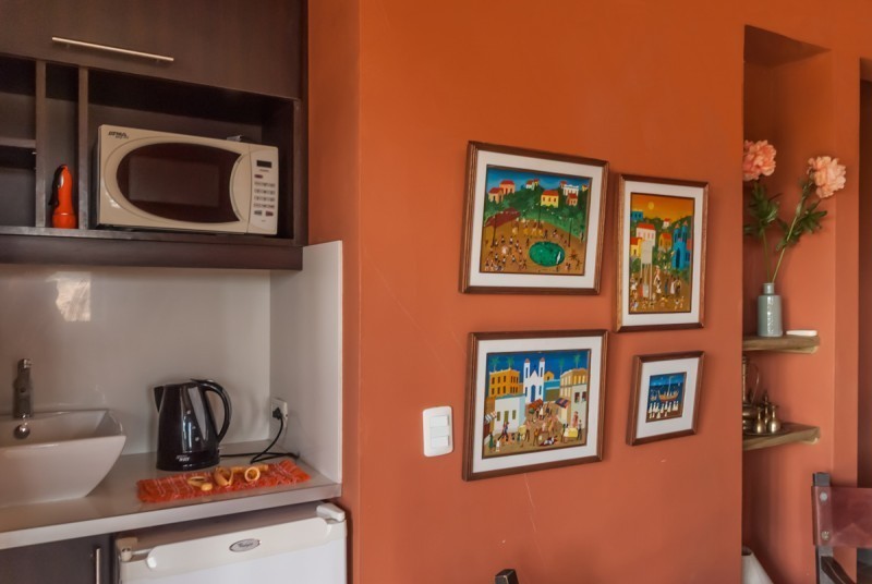 A metros de la huella, 4 suites con piscina y parrillero